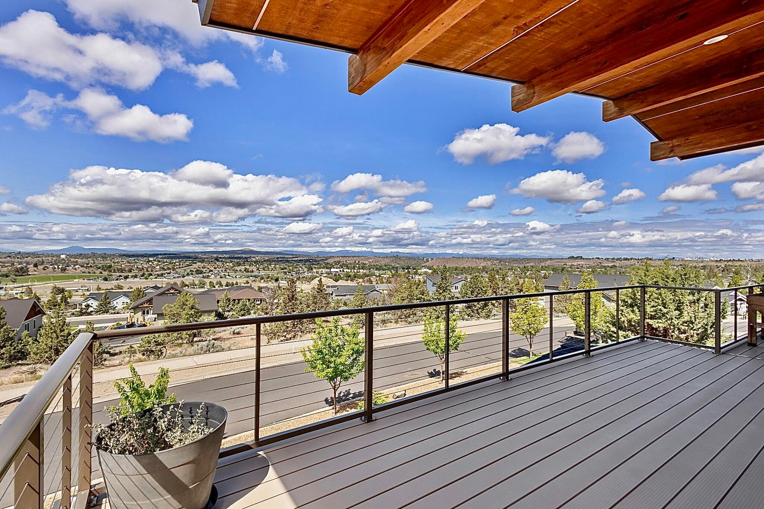Photo of 454 SE Manzanita Drive 10 of 65