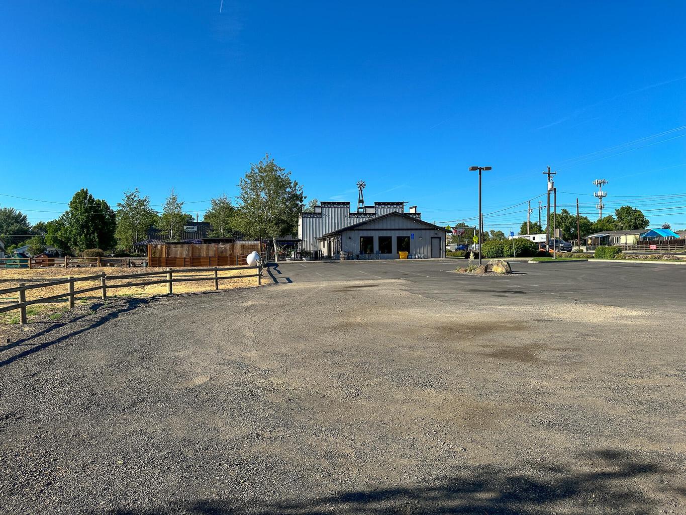 Photo of 8320 N Highway 97 15 of 20