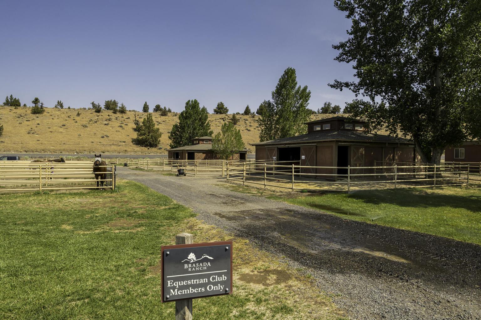 Photo of SW Spirit Rock Drive 39 of 42