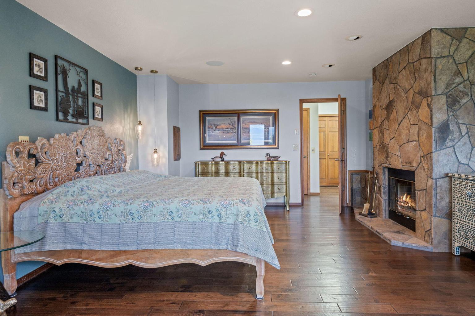 Photo of 2889 NW Starview Drive 21 of 69