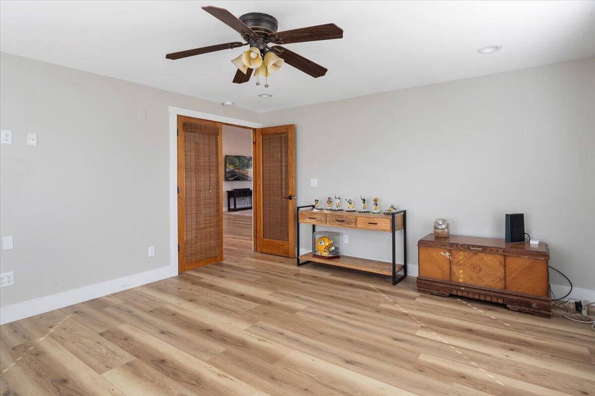 Photo of 5391 NW Frank Way 13 of 41