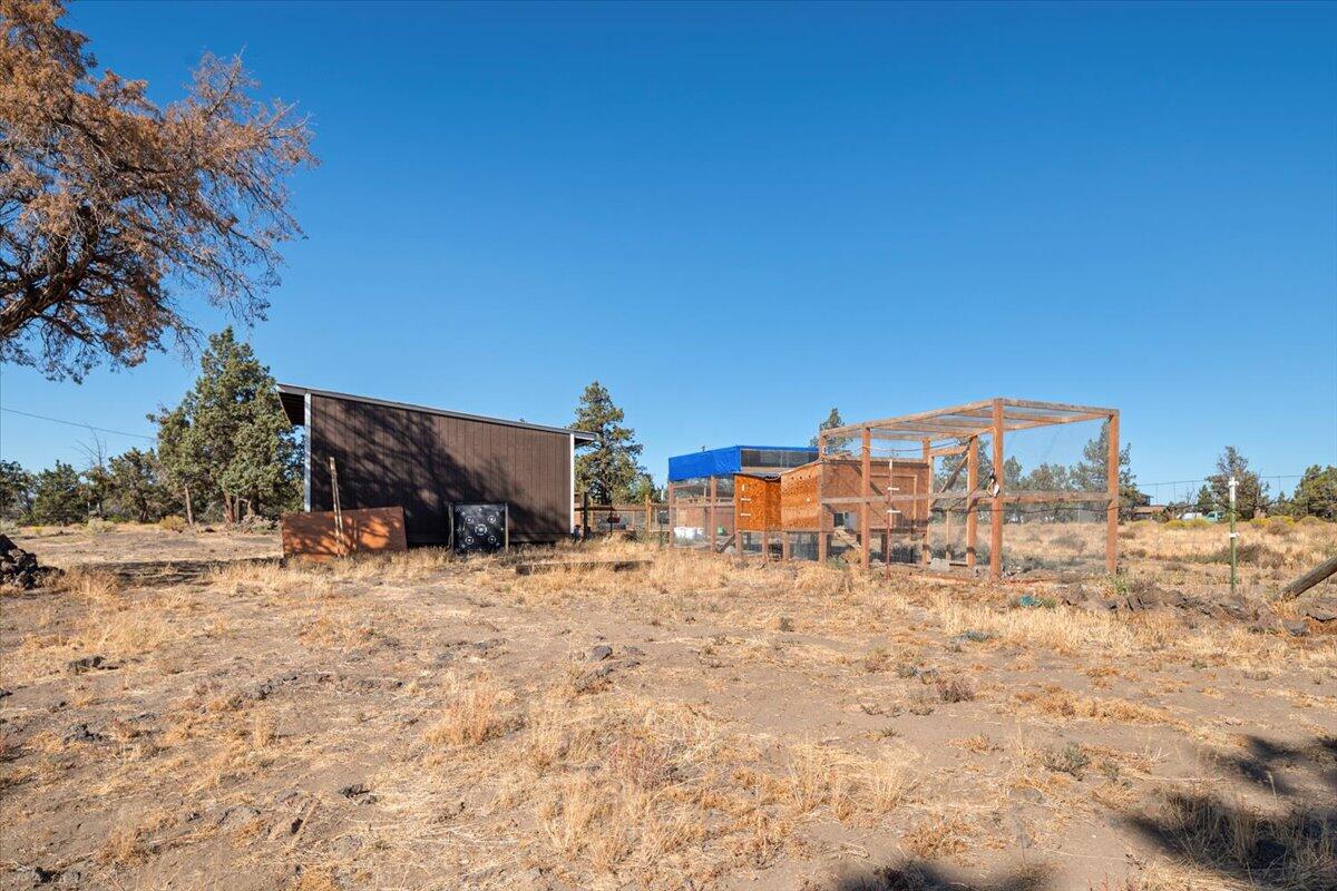 Photo of 5391 NW Frank Way 30 of 41