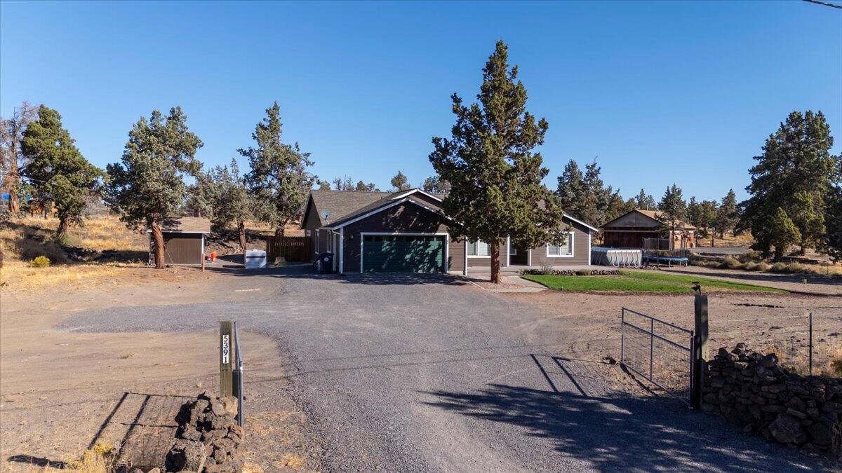 Photo of 5391 NW Frank Way 33 of 41