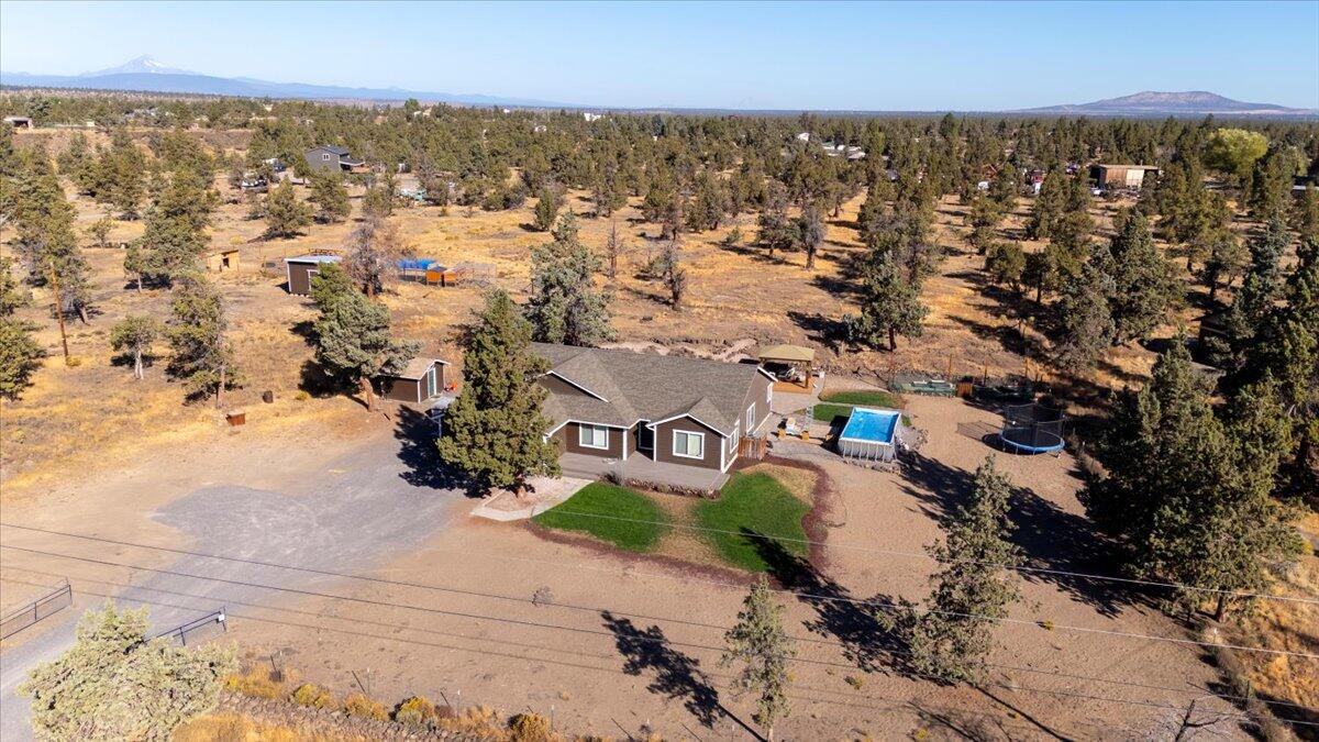 Photo of 5391 NW Frank Way 39 of 41