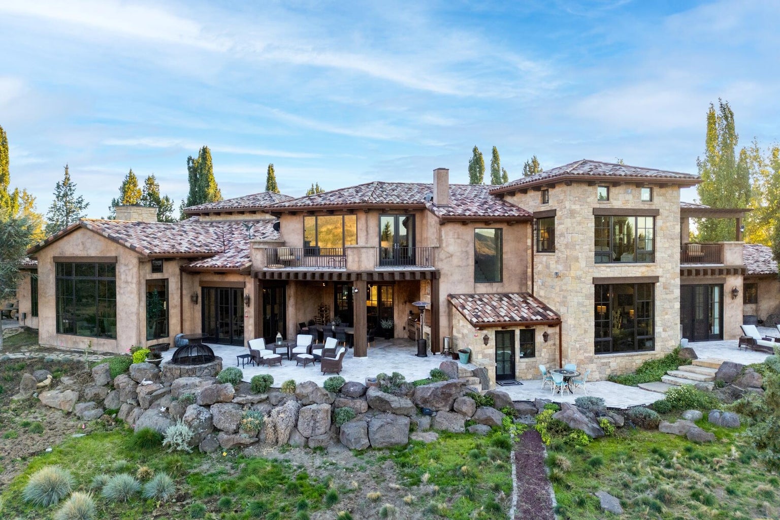 Photo of 11750 NE Canyons Ranch Drive 8 of 71