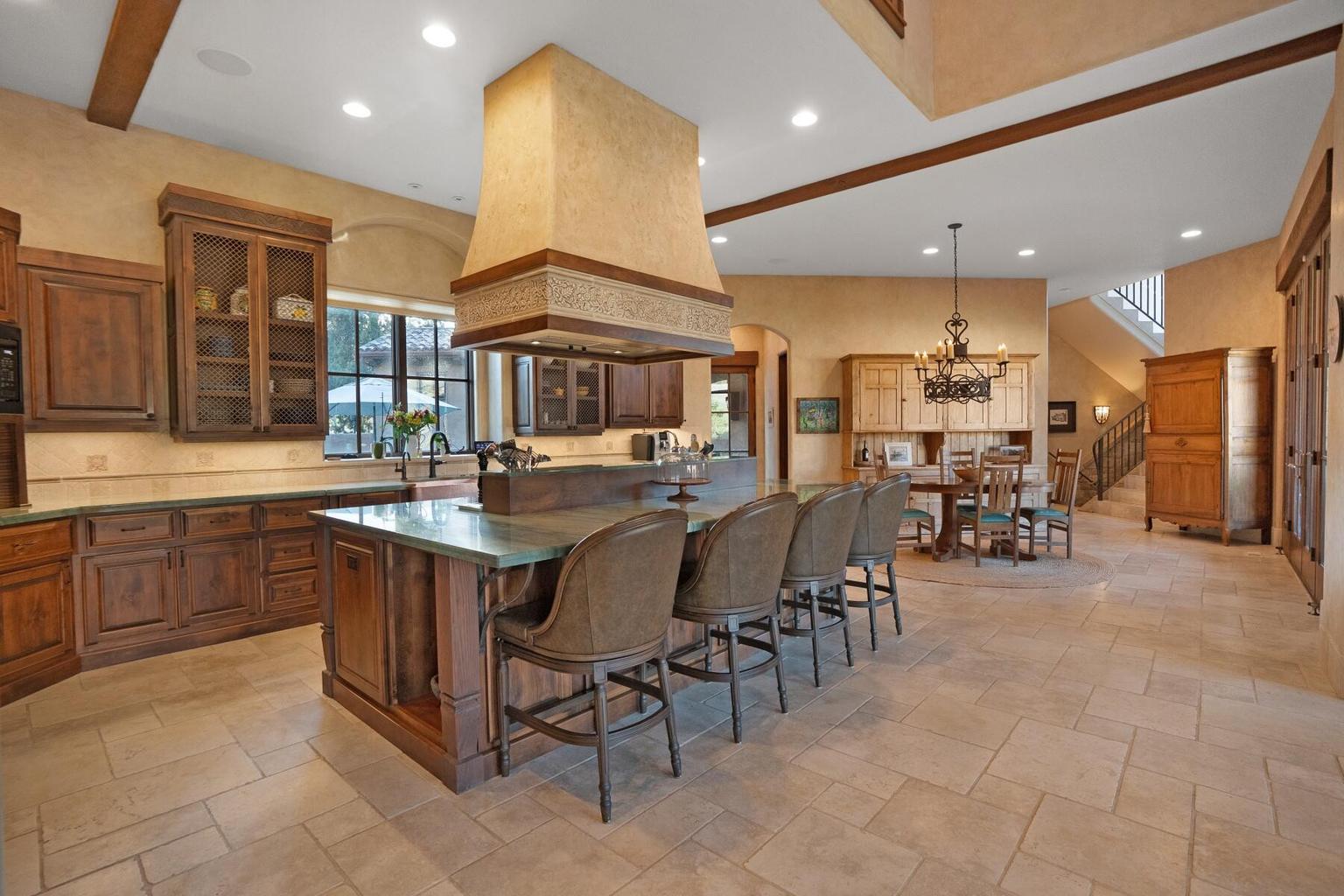 Photo of 11750 NE Canyons Ranch Drive 23 of 71