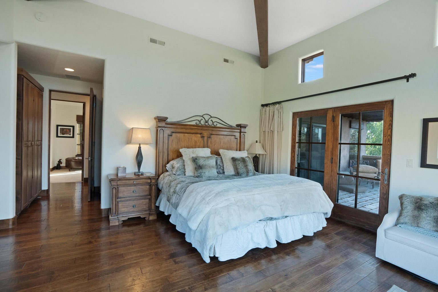 Photo of 11750 NE Canyons Ranch Drive 49 of 71