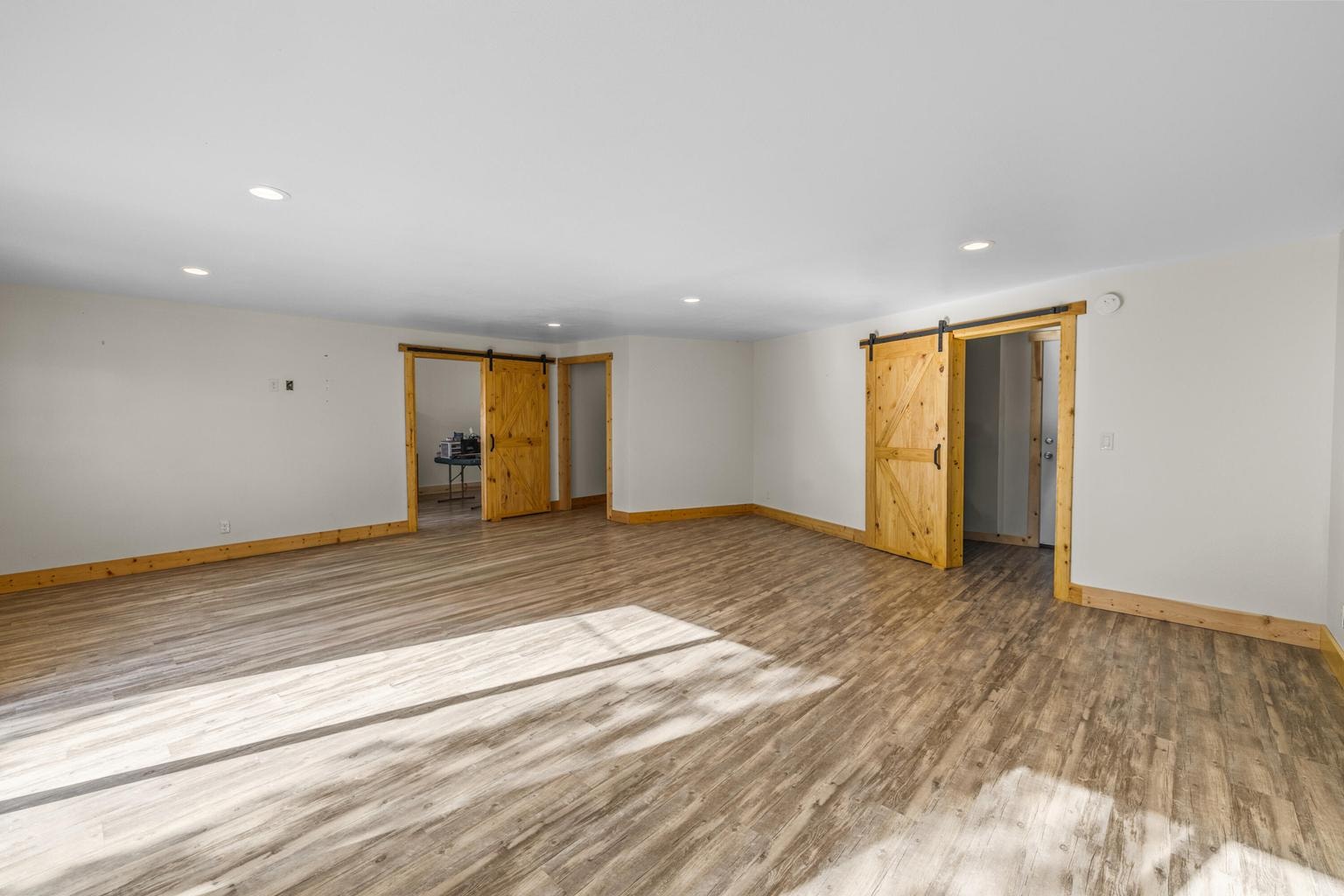 Photo of 5203 NW Greenwood Avenue 21 of 50