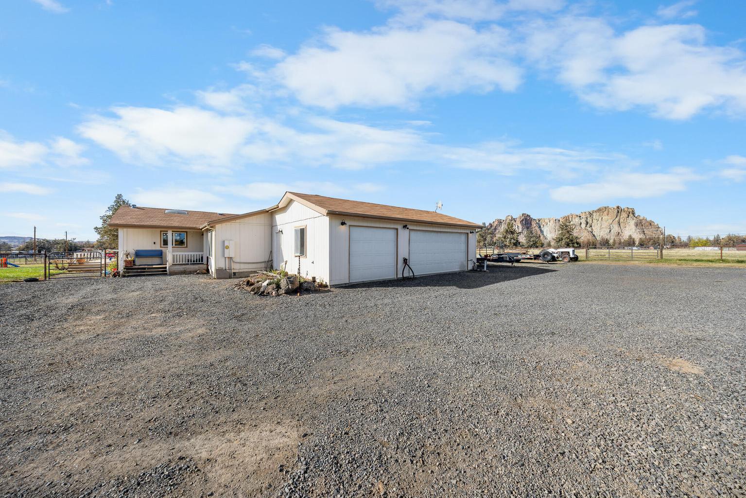 Photo of 2330 NE Wilcox Avenue 34 of 62