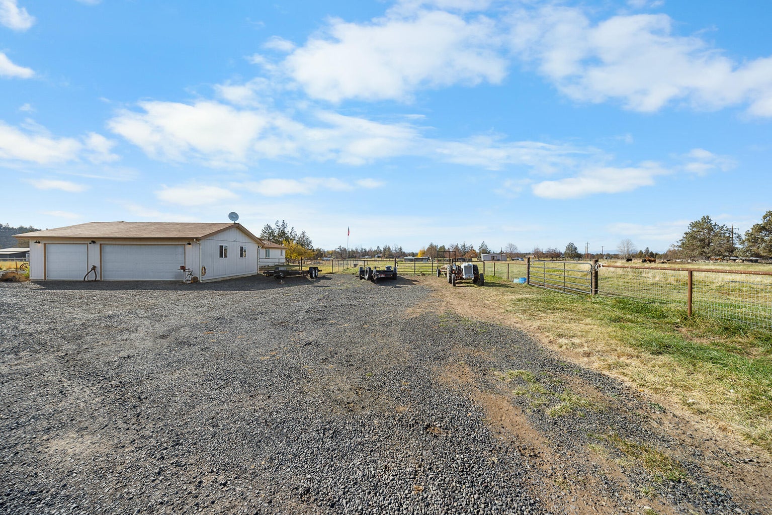 Photo of 2330 NE Wilcox Avenue 36 of 62
