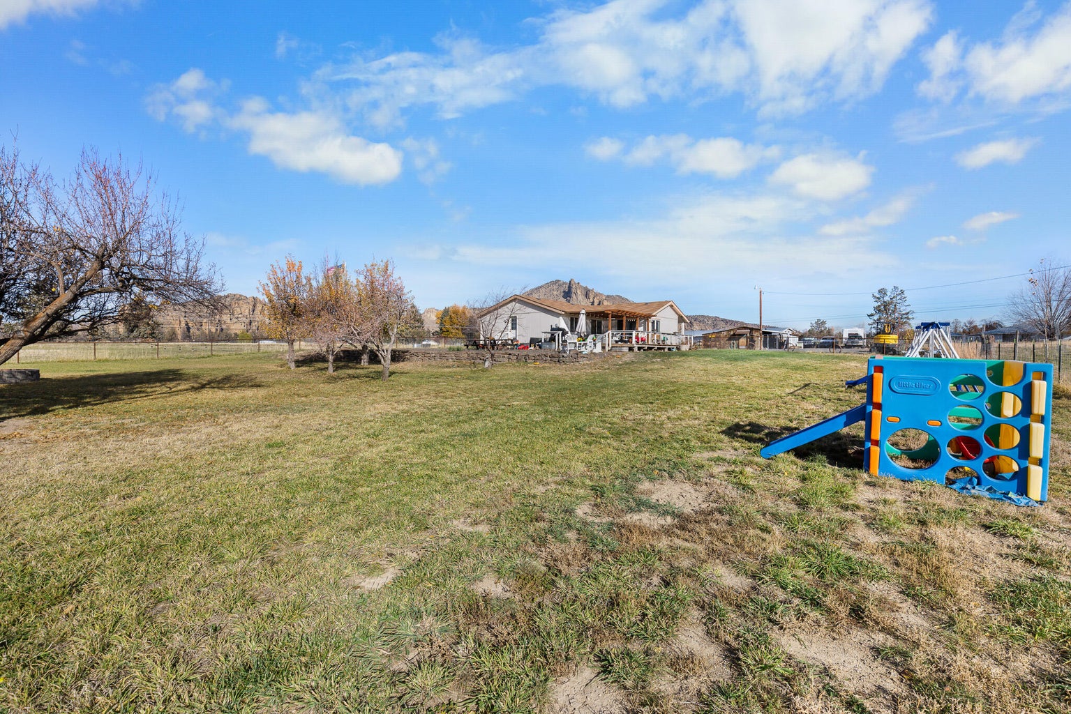 Photo of 2330 NE Wilcox Avenue 43 of 62