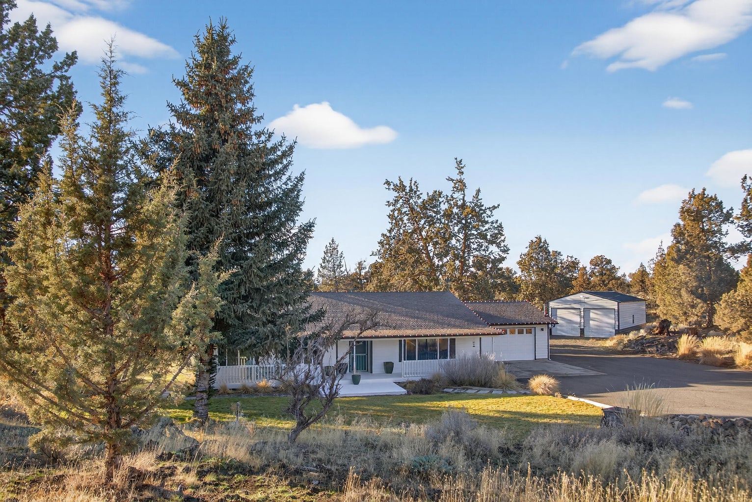 Photo of 4805 NW 57th Street 3 of 53
