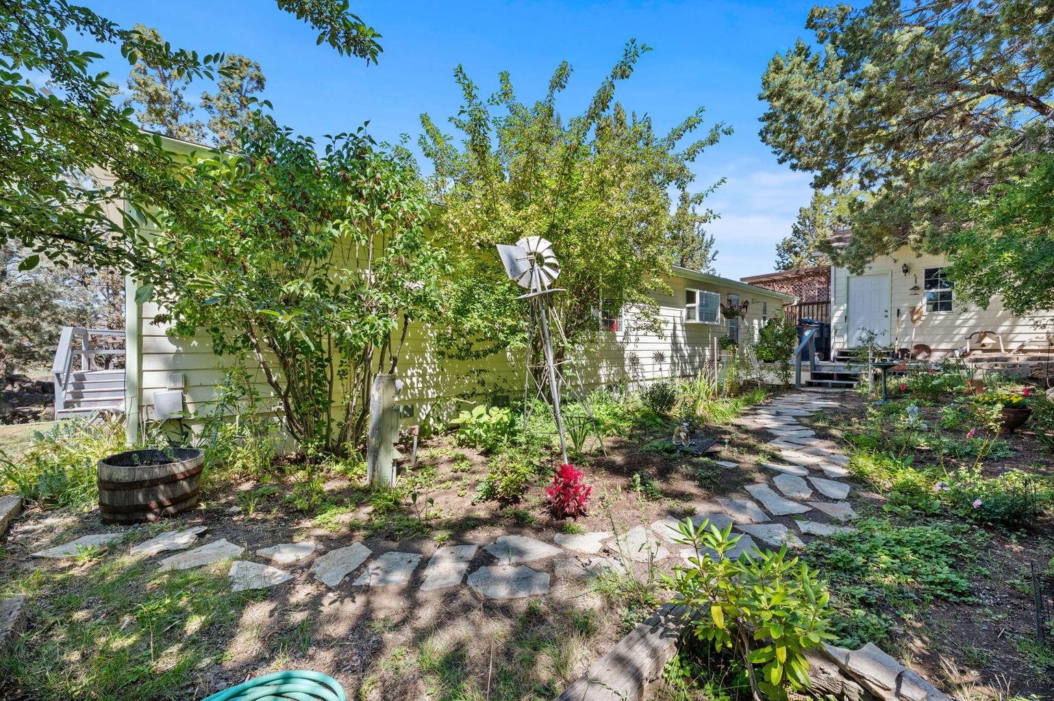Photo of 20709 Farenuff Place 4 of 44