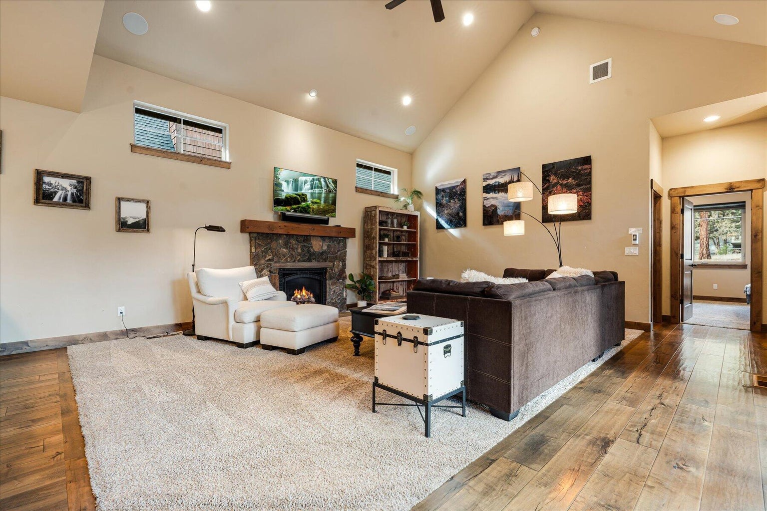 Photo of 714 S Wrangler Court 7 of 56