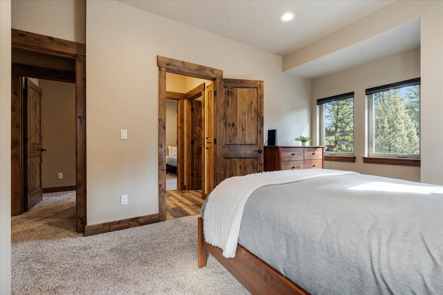 Photo of 714 S Wrangler Court 25 of 56
