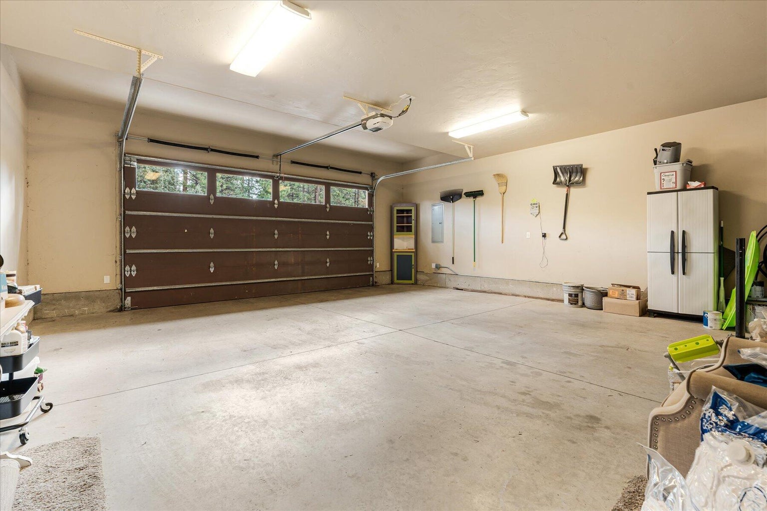 Photo of 714 S Wrangler Court 32 of 56