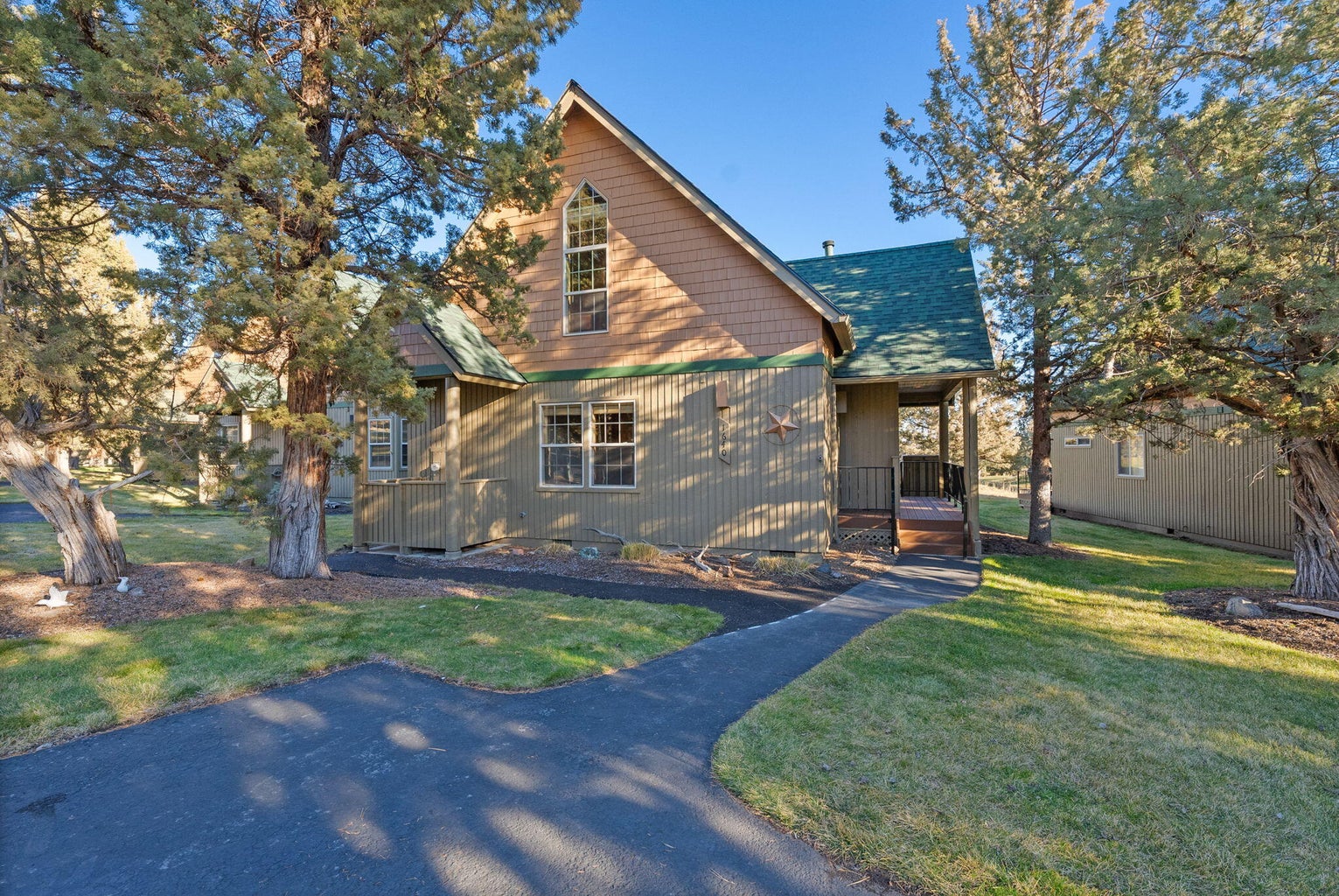 Photo of 1640 Cinnamon Teal Drive 2 of 46