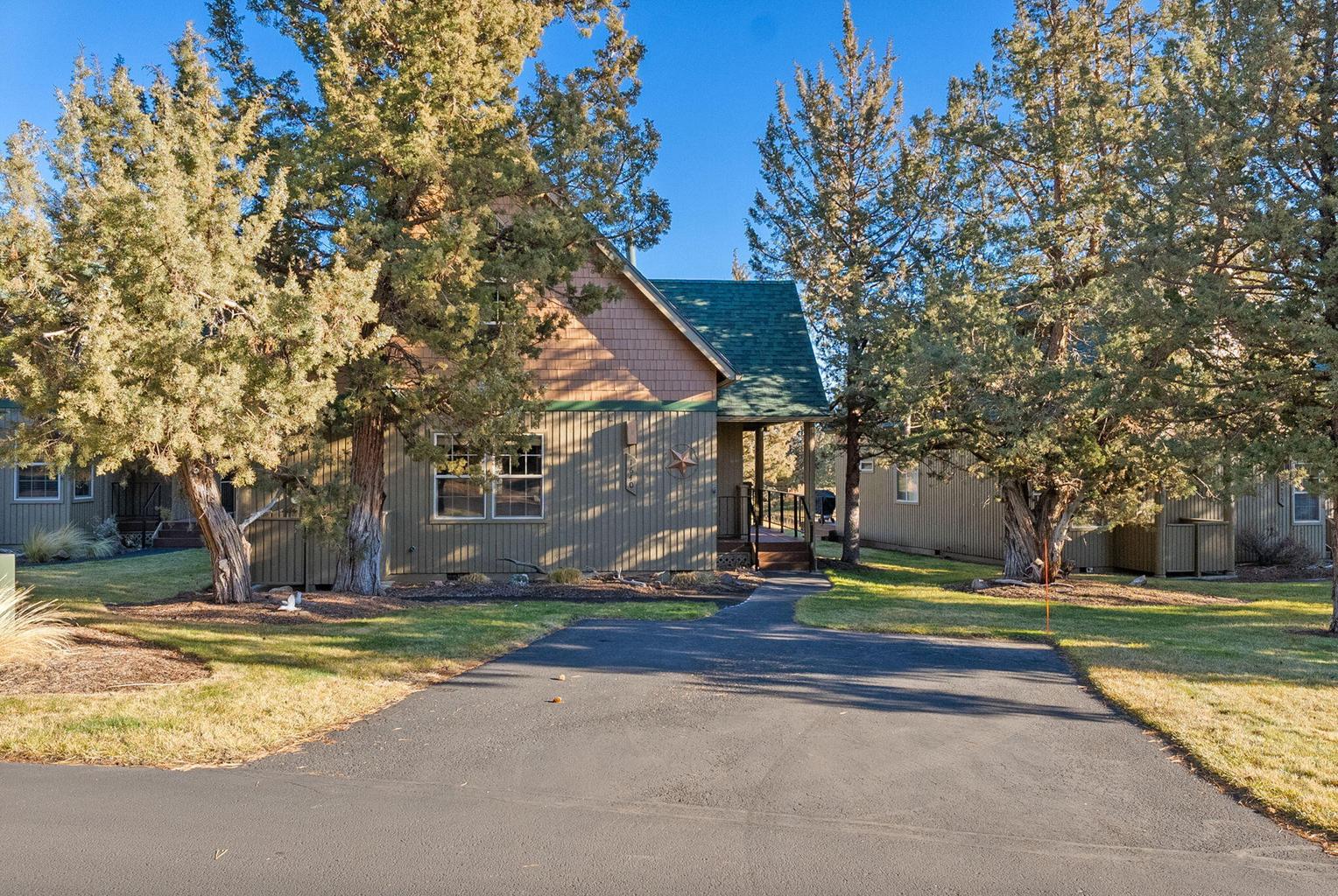 Photo of 1640 Cinnamon Teal Drive 1 of 46