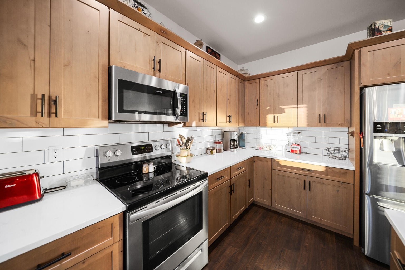 Photo of 465 SE Sumner Drive 10 of 26
