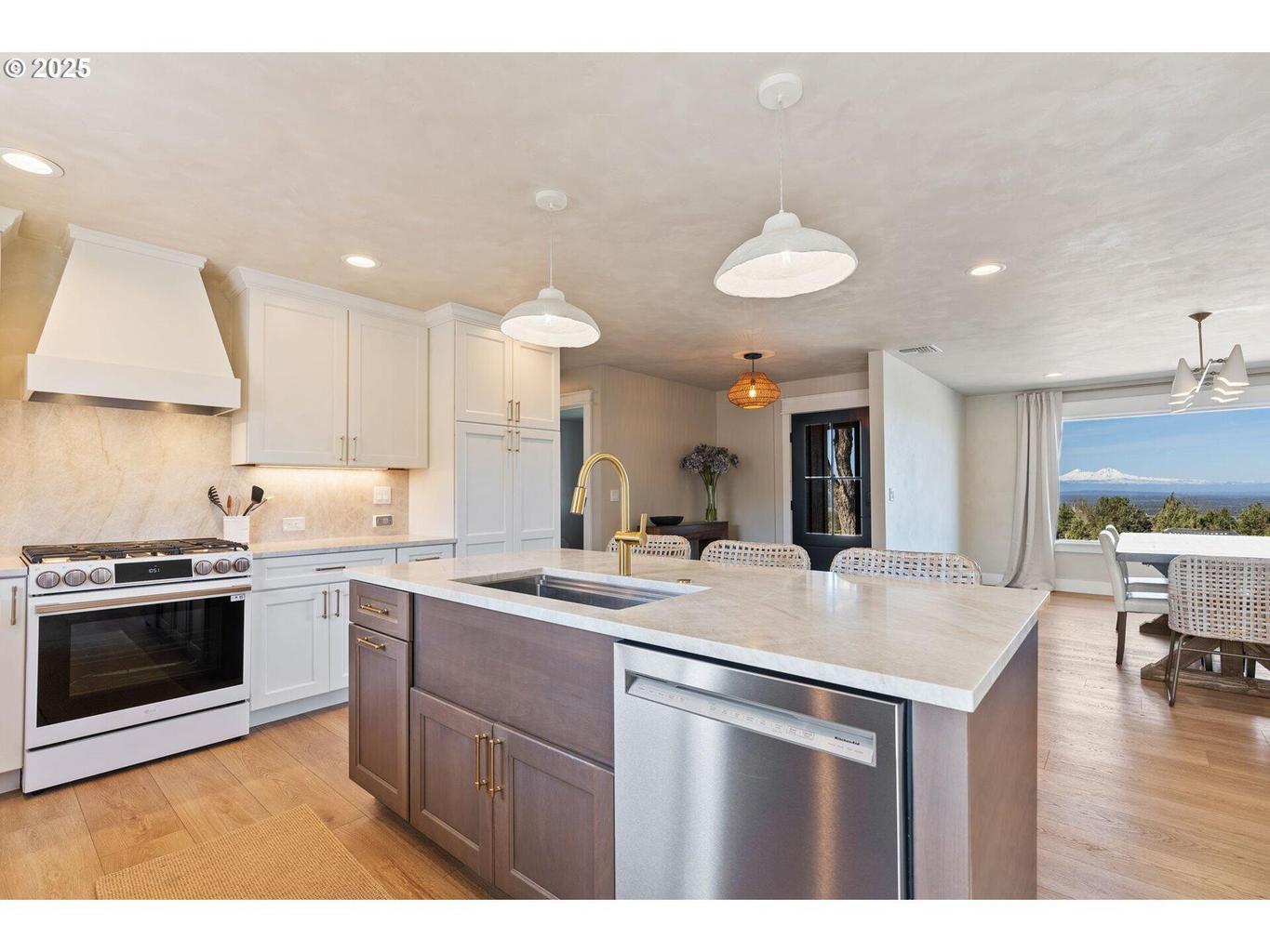 Photo of 13774 SW Sego Lily Road 10 of 50