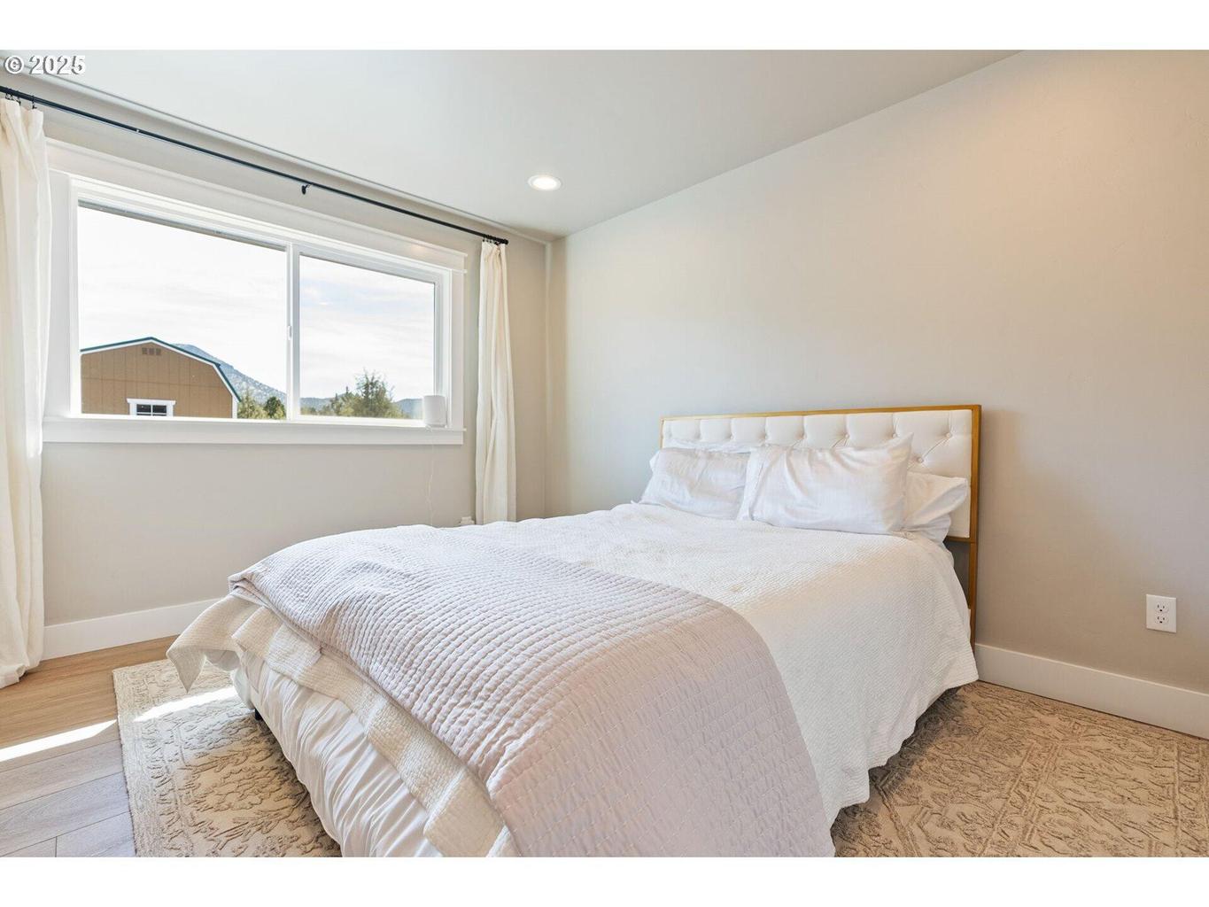 Photo of 13774 SW Sego Lily Road 38 of 50