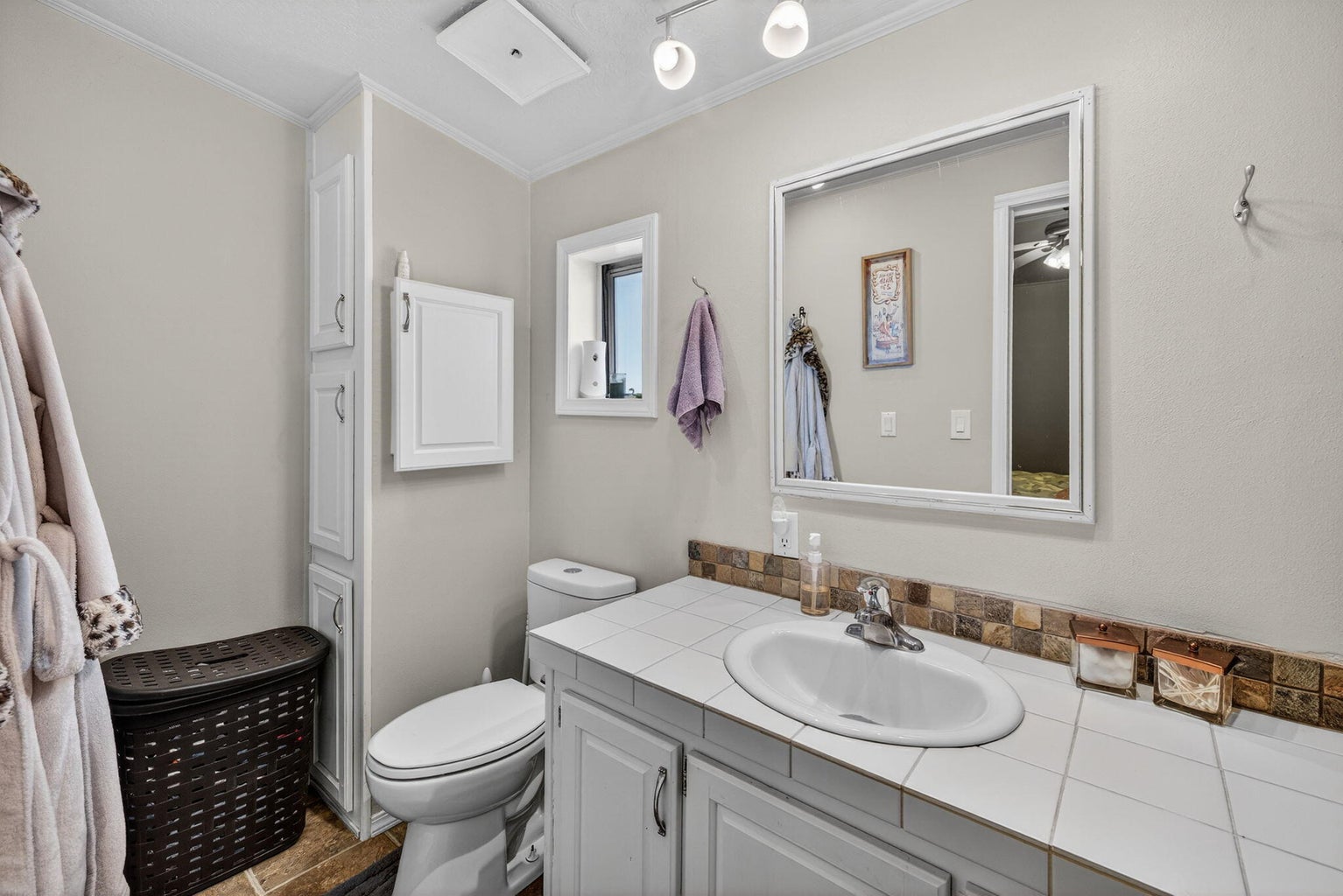 Primary bath