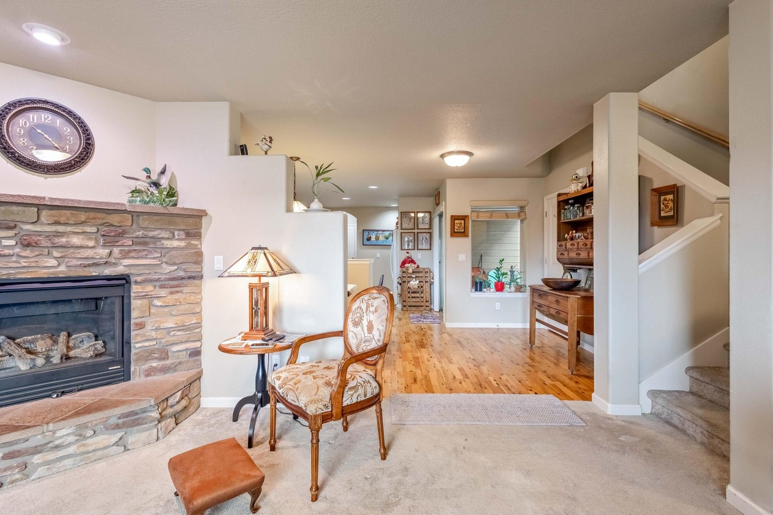Photo of 1288 NE Littleton Lane 4 of 35