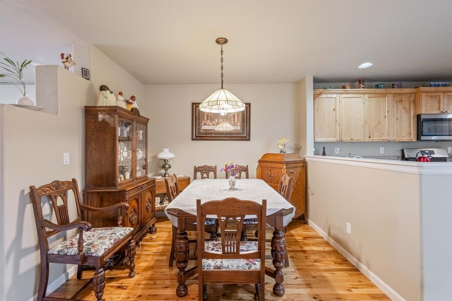 Photo of 1288 NE Littleton Lane 6 of 35
