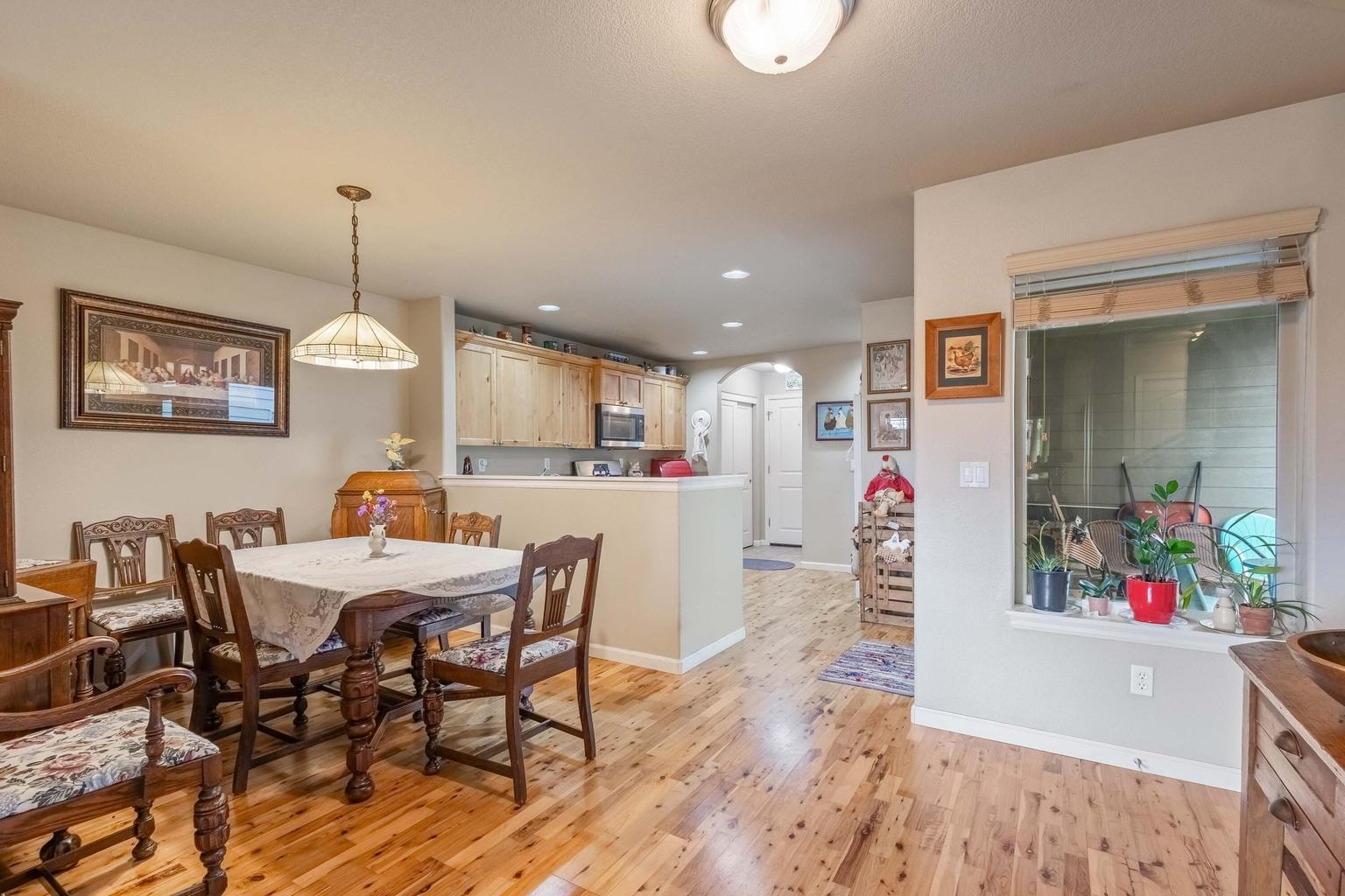 Photo of 1288 NE Littleton Lane 5 of 35