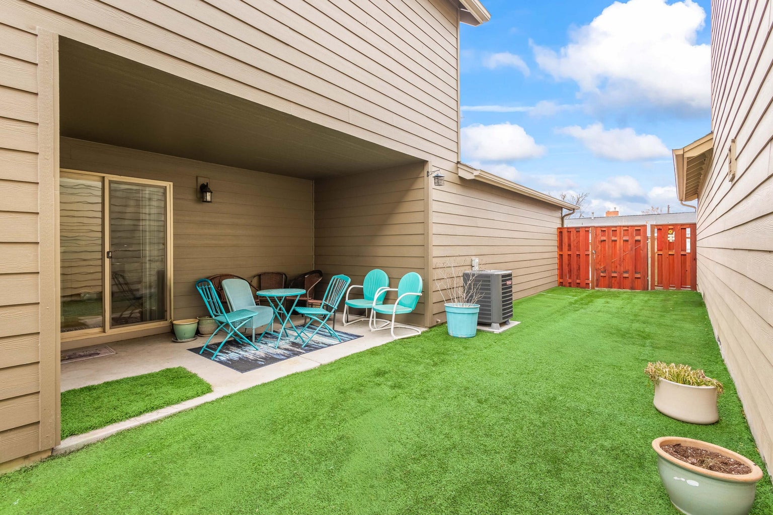 Photo of 1288 NE Littleton Lane 21 of 35