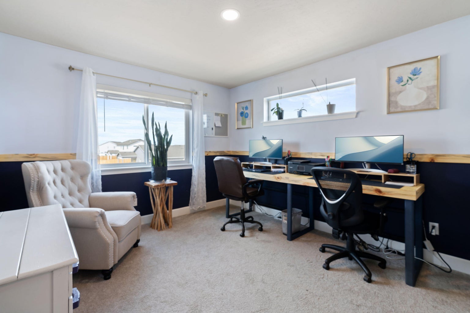 Photo of 280 NW Double Eagle Avenue 4 of 36