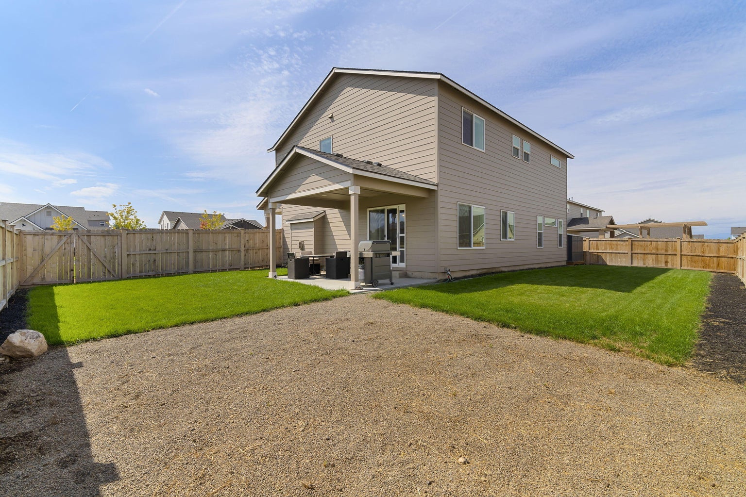 Photo of 280 NW Double Eagle Avenue 31 of 36