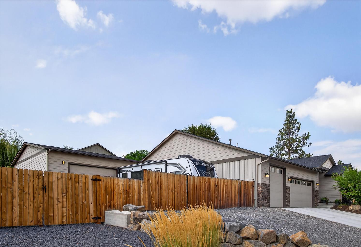 Photo of 2793 SW 33rd Street 35 of 44