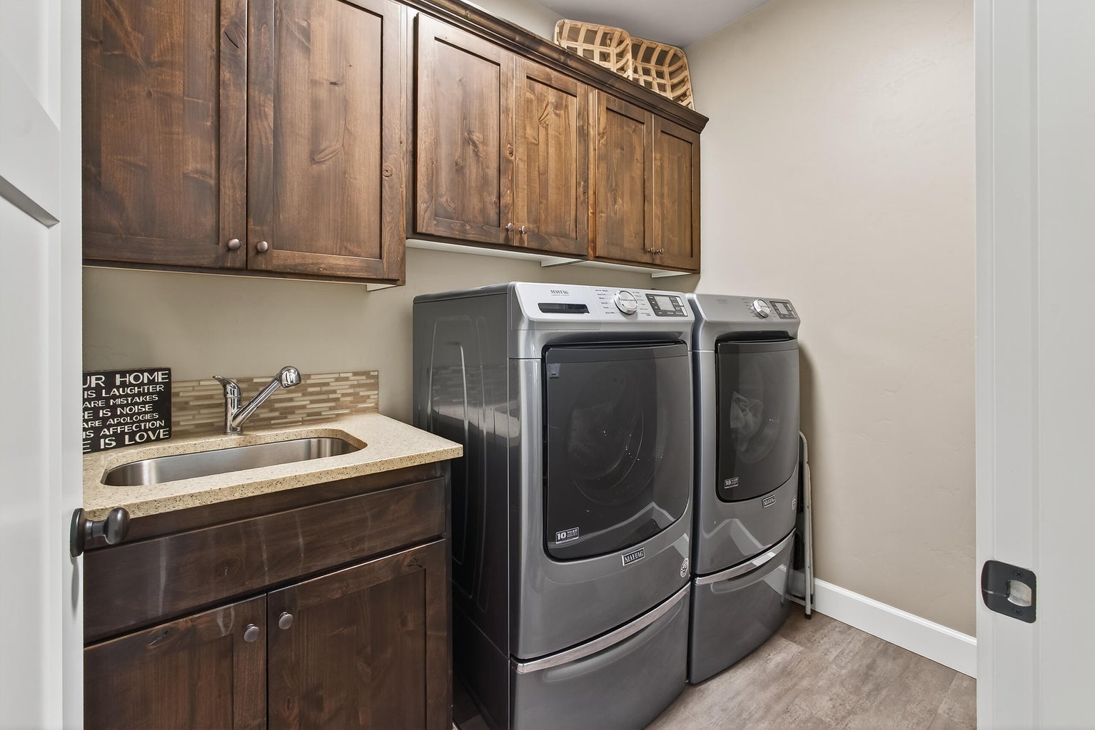 Photo of 2793 SW 33rd Street 27 of 44