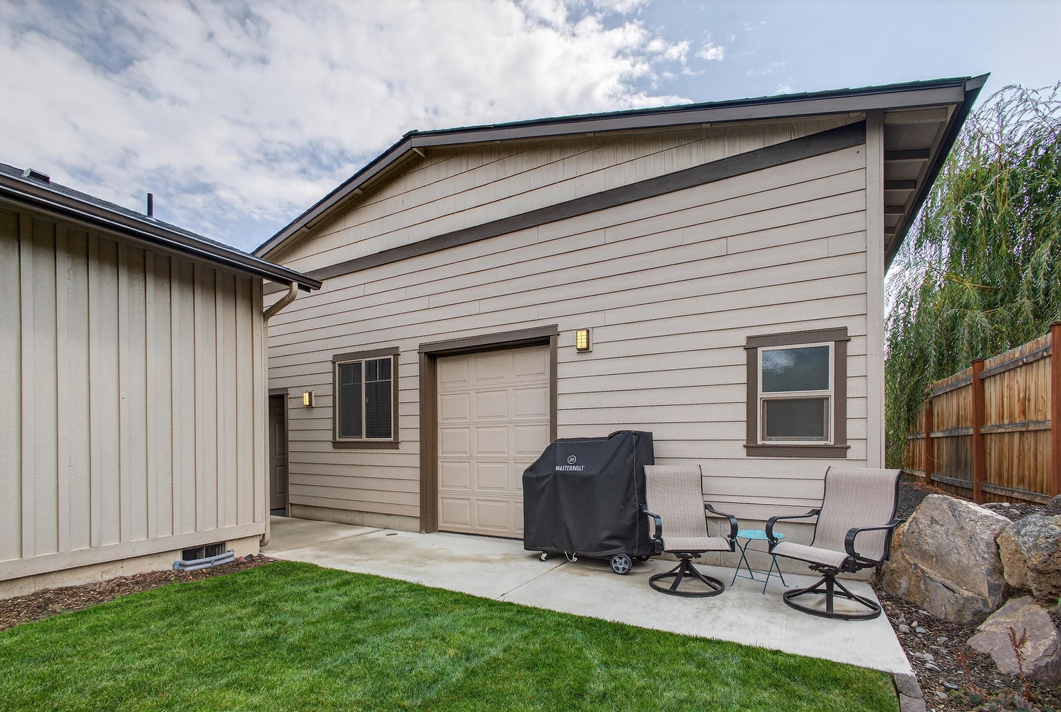 Photo of 2793 SW 33rd Street 3 of 44
