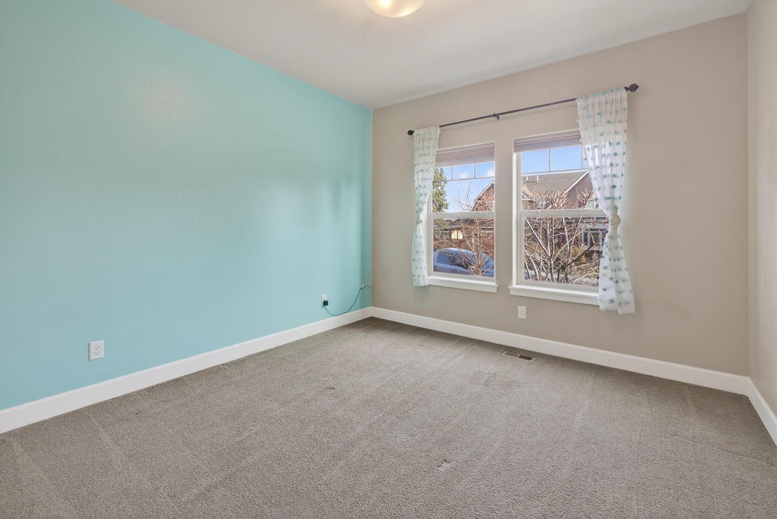 Photo of 2793 SW 33rd Street 23 of 44