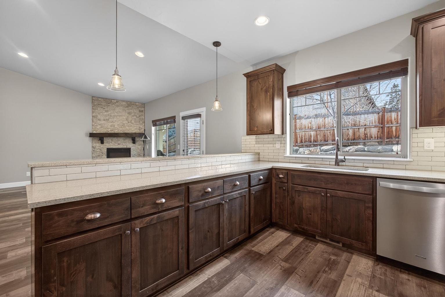 Photo of 2793 SW 33rd Street 16 of 44