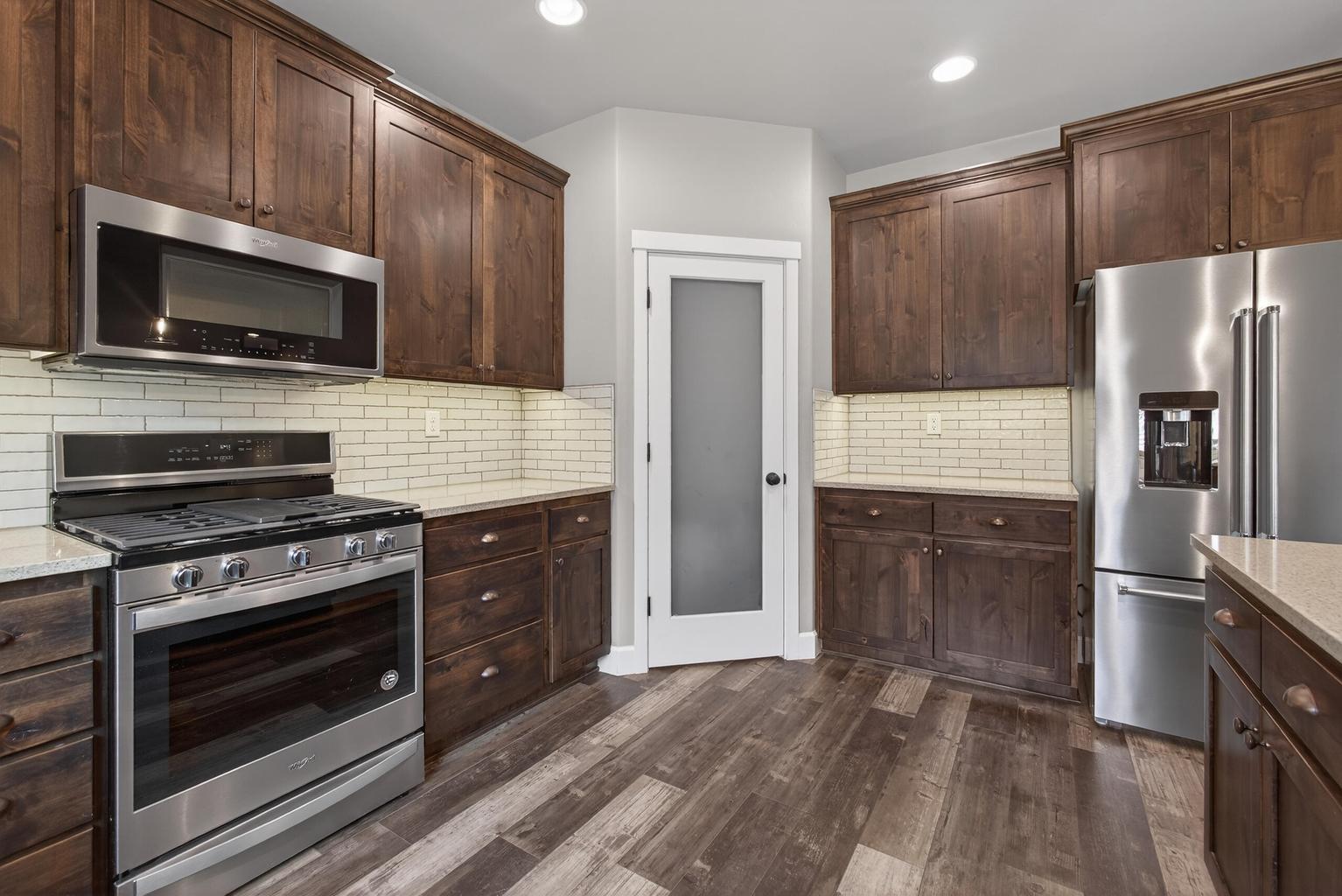 Photo of 2793 SW 33rd Street 14 of 44