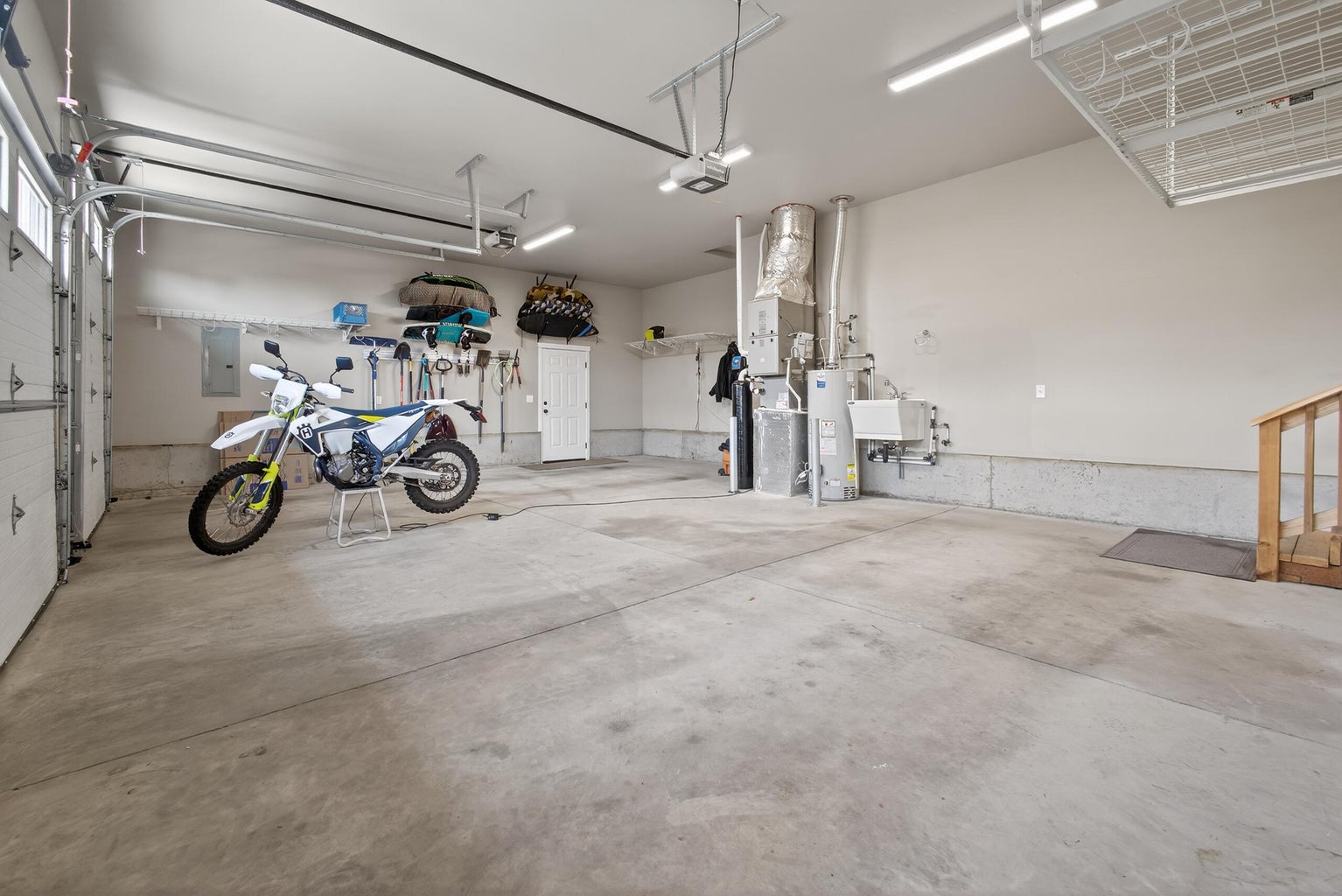 Photo of 2793 SW 33rd Street 30 of 44