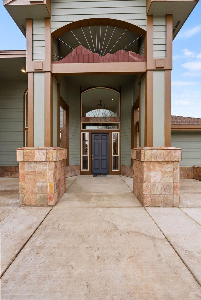 Photo of 52975 Riverview Drive 15 of 64