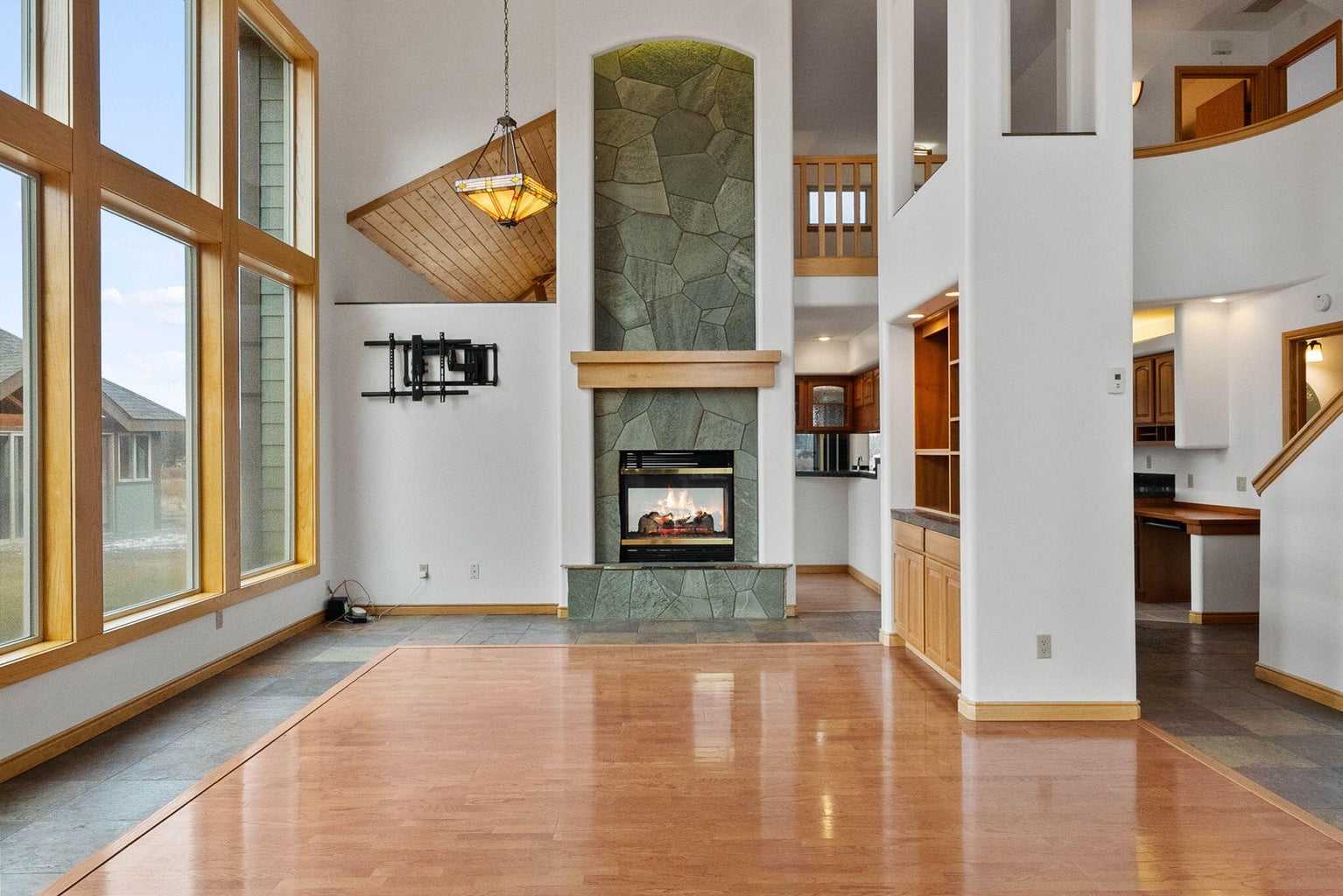 Photo of 52975 Riverview Drive 19 of 64