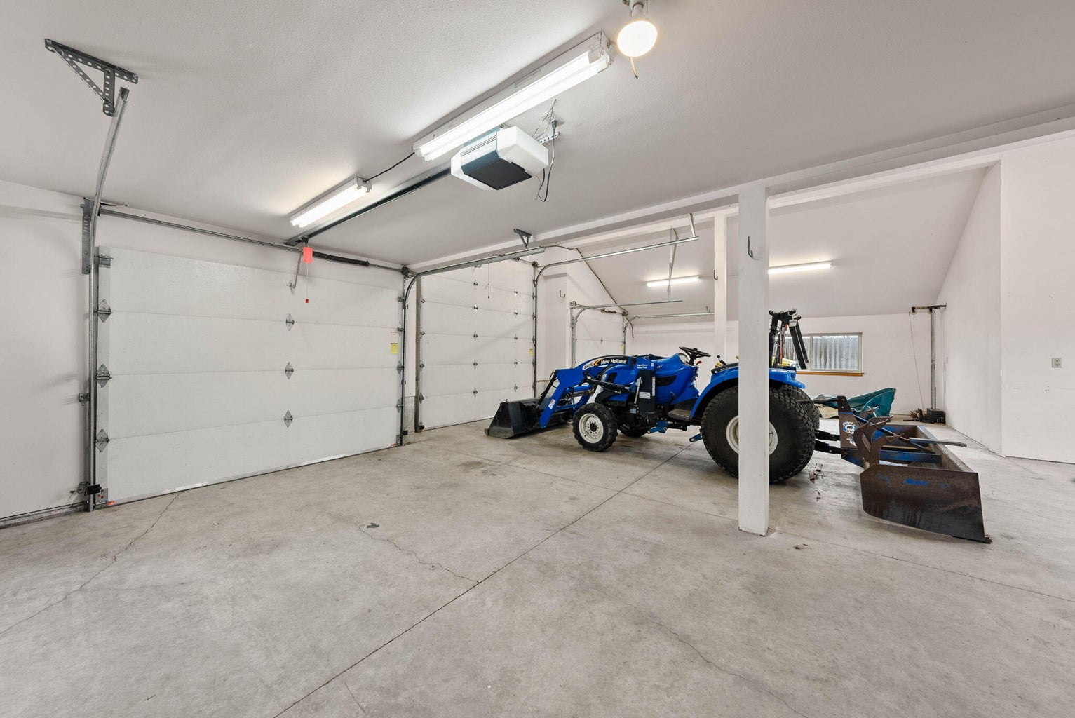 Photo of 52975 Riverview Drive 26 of 64