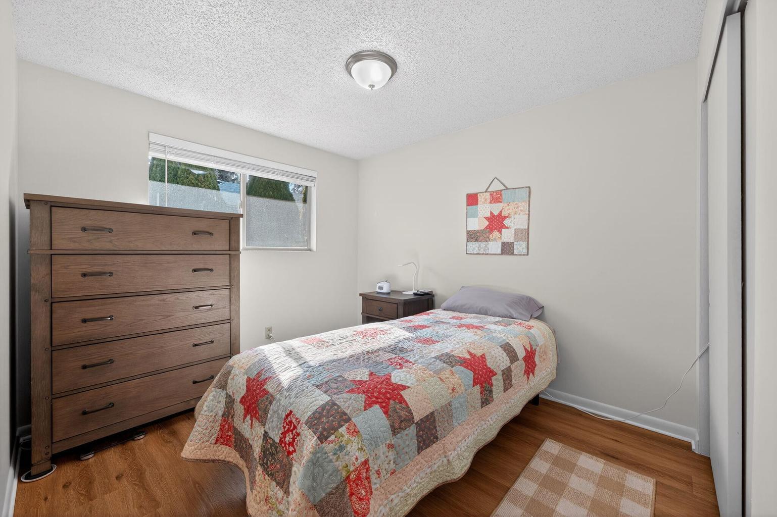 Photo of 2412 SW Wickiup Avenue 21 of 46