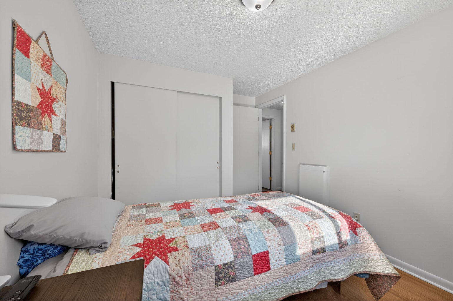 Photo of 2412 SW Wickiup Avenue 22 of 46