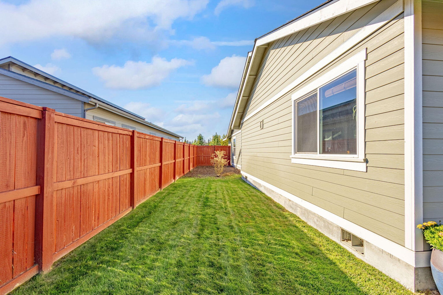 Photo of 51780 Mountain Pine Street 32 of 42