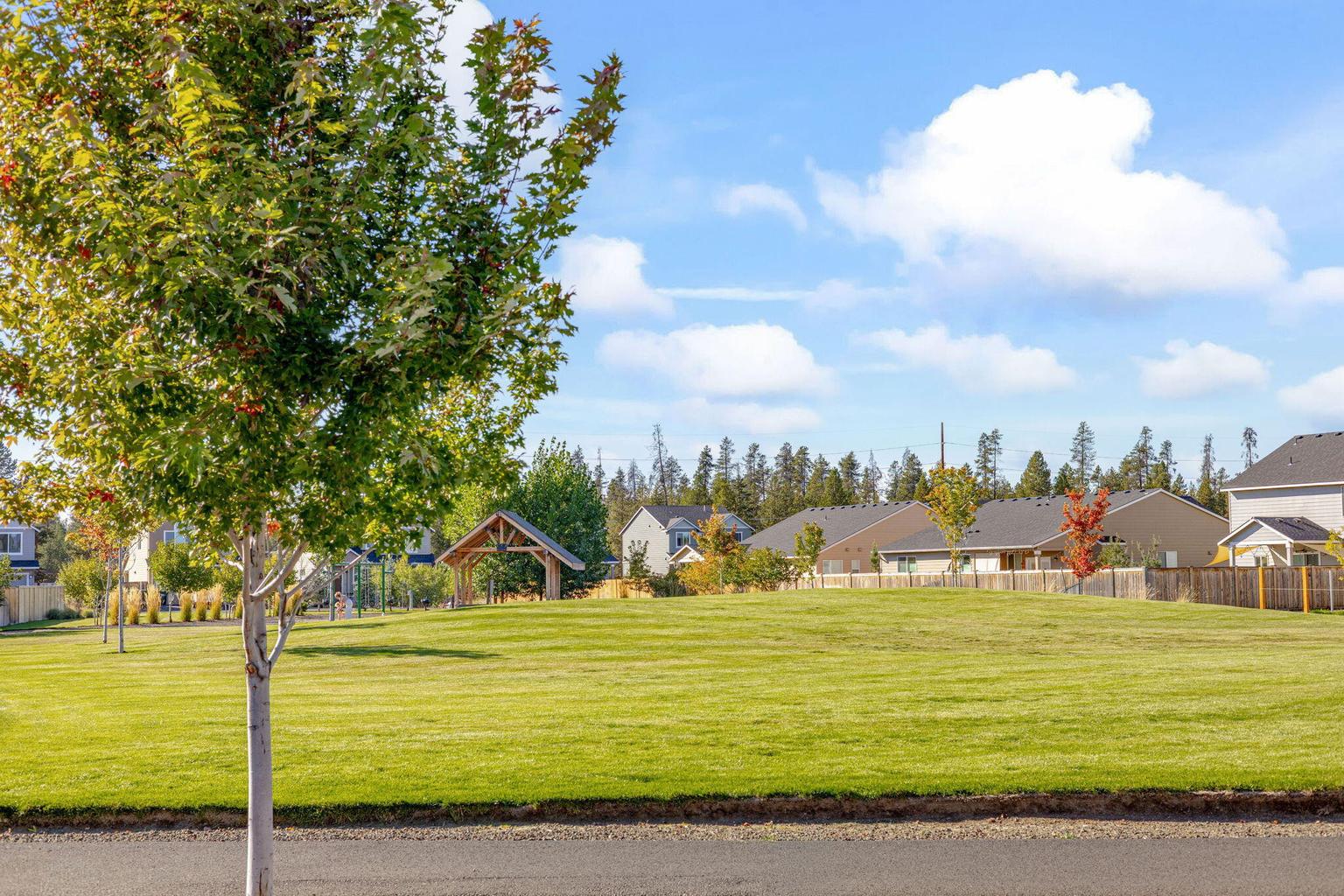 Photo of 51780 Mountain Pine Street 36 of 42