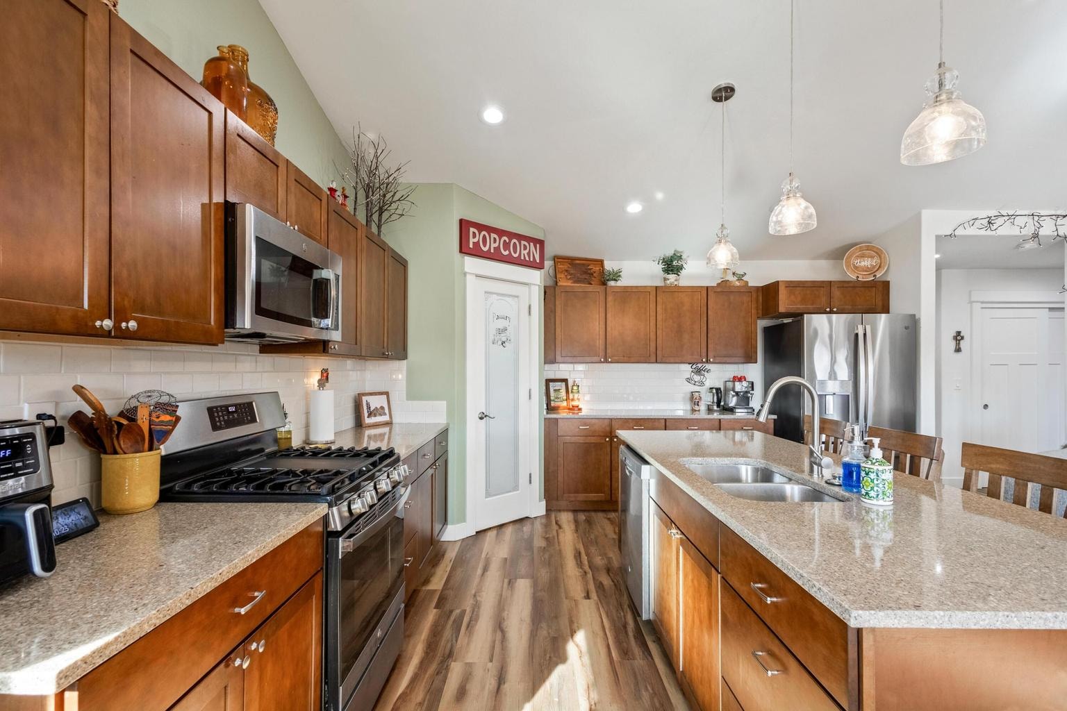 Photo of 51780 Mountain Pine Street 7 of 42