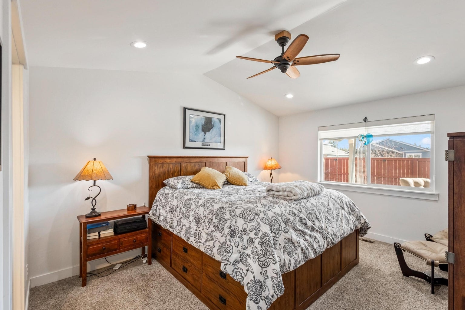 Photo of 51780 Mountain Pine Street 11 of 42