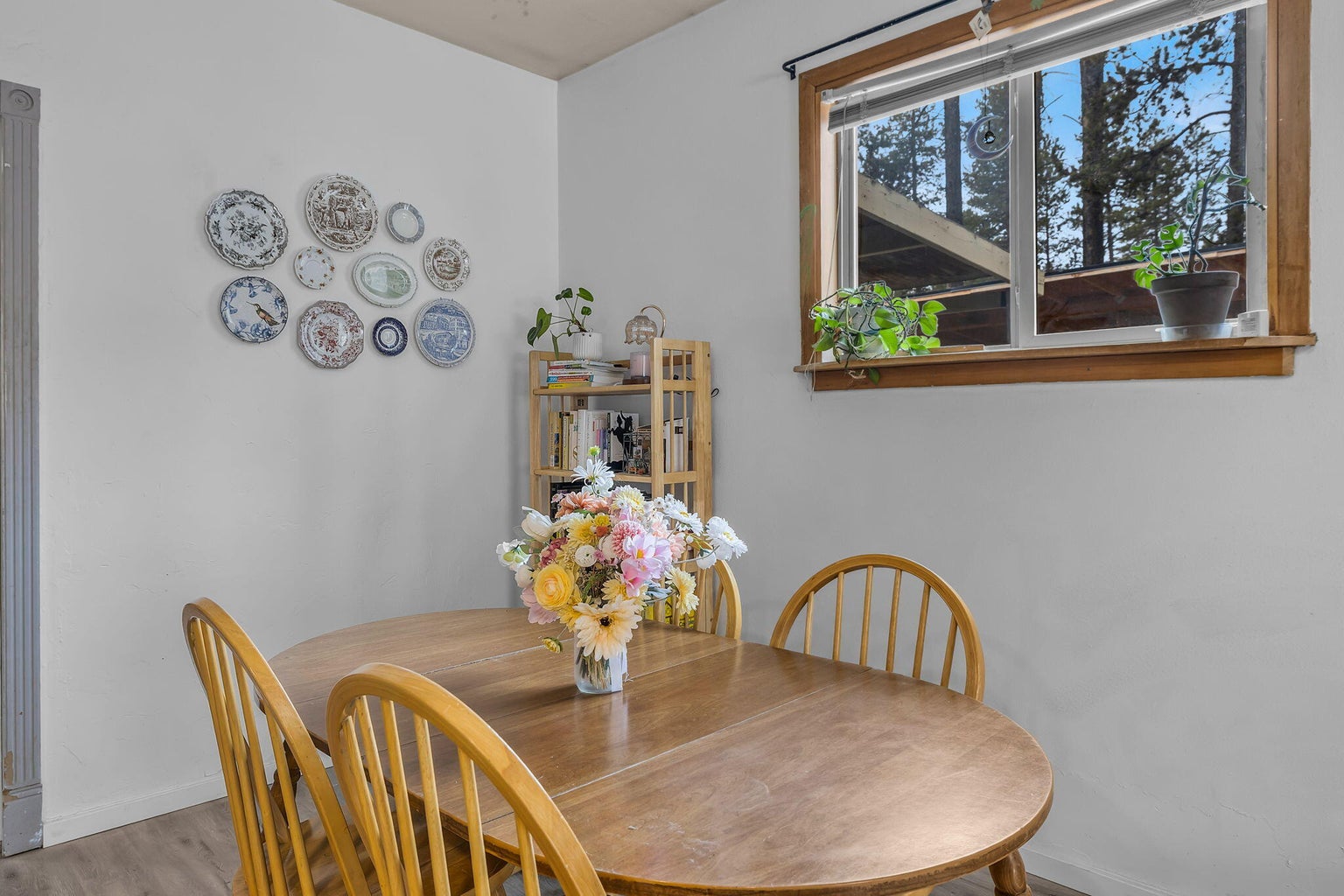 Photo of 16122 Lava Drive 8 of 24