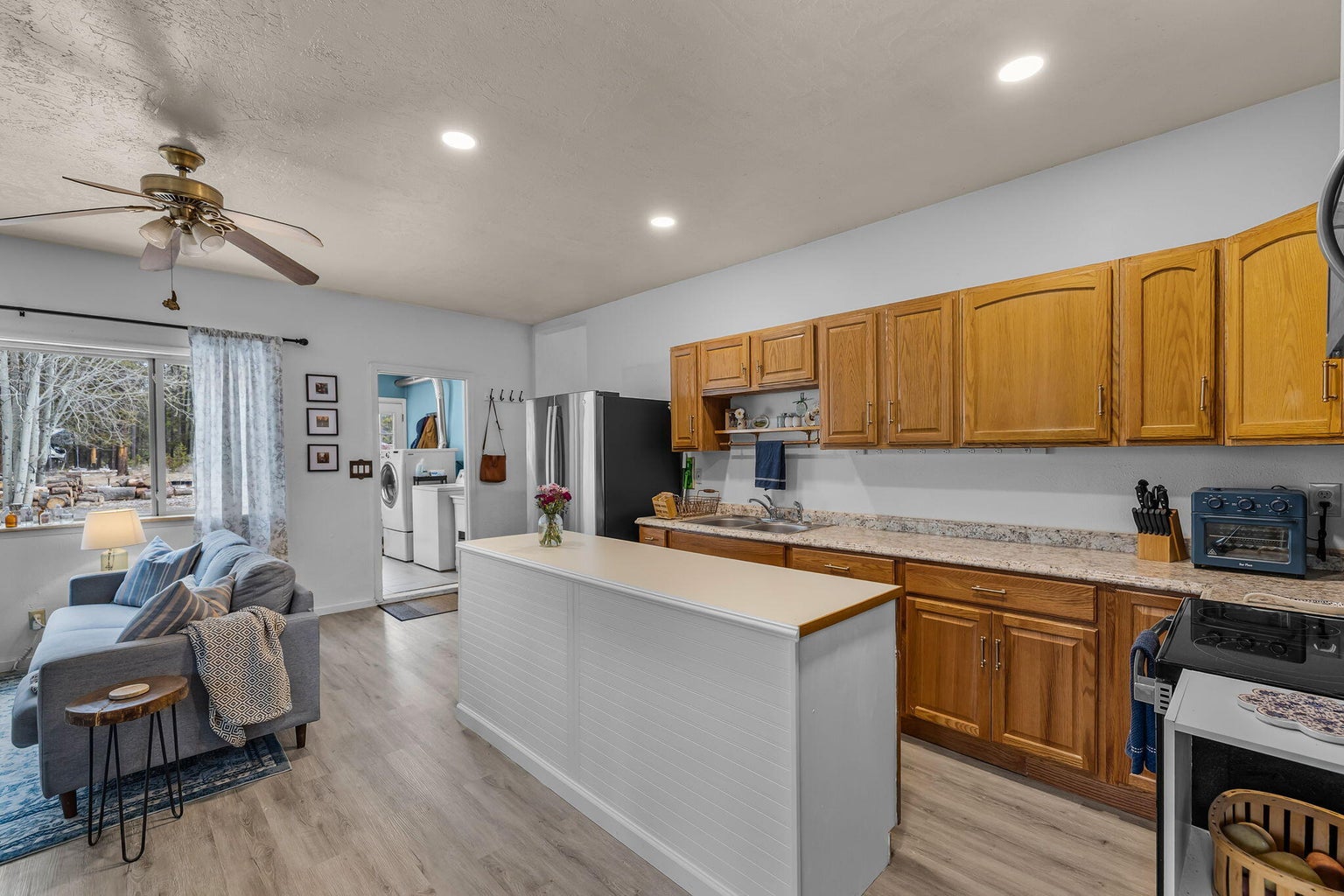 Photo of 16122 Lava Drive 5 of 24